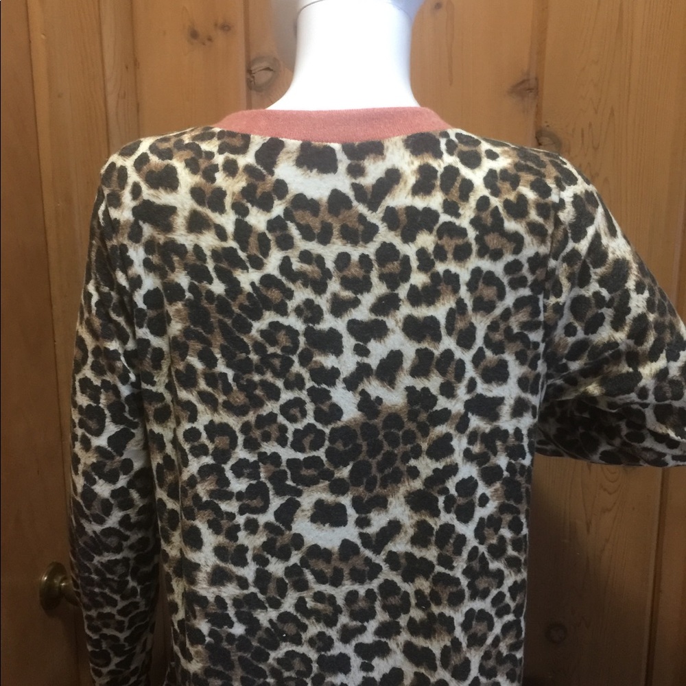NWOT Color Block Animal Print Top - Picture 5 of 6